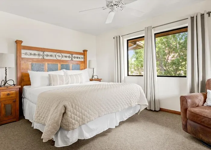 Apartment Adobe Village Suite- Painted Desert