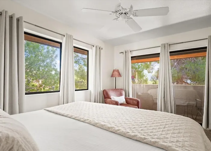 Adobe Village Suite- Painted Desert Apartment