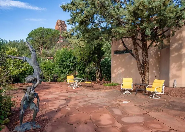 Adobe Village Suite- Painted Desert Apartment *